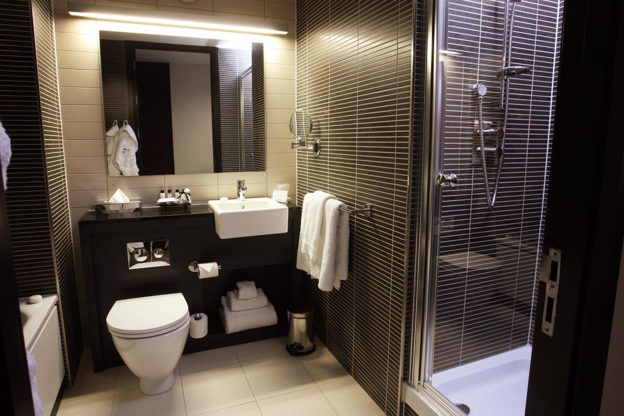 Standard Upgraded King Room - High Floor