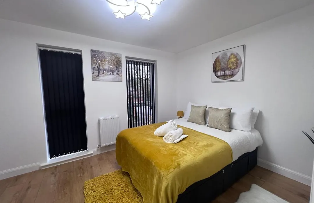Luxury Birmingham City Centre Palace-1