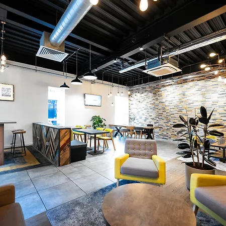 Staycity Aparthotels Birmingham City Centre-2