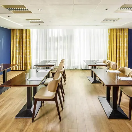 Ibis Styles Birmingham Centre-2